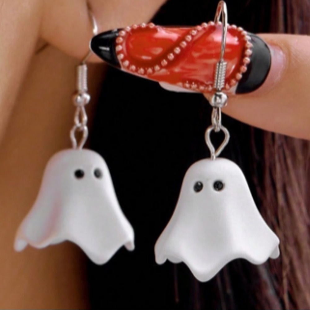 👻👻 SCARY❗️Pair of Ghost Cartoon Earrings, Cute Ghost Earrings in White❗️👻👻